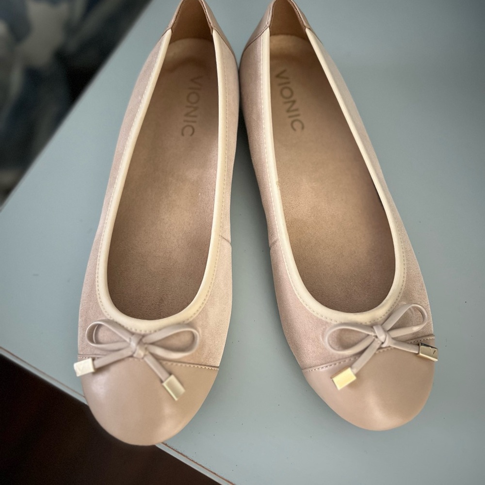 Vionic Ballet Flats, New without tags, size 7.5